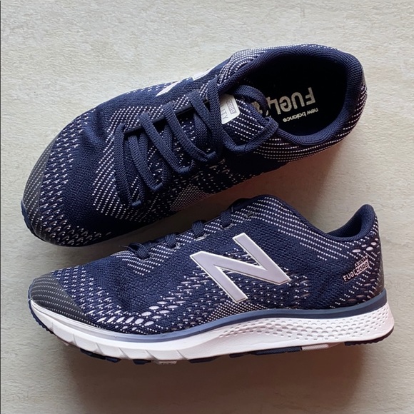 new balance fuelcore agility v2 trainer